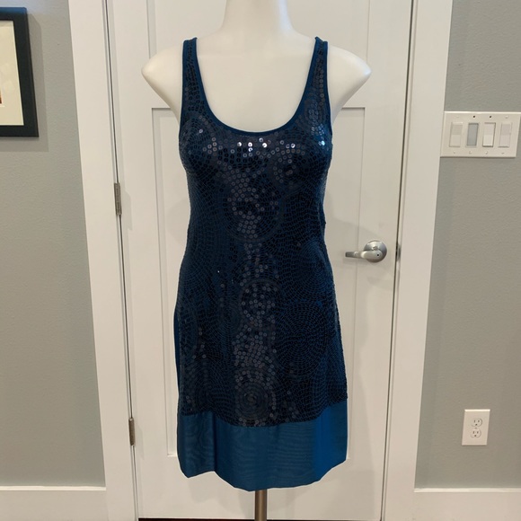 Express Sequin Dress - Picture 2 of 7